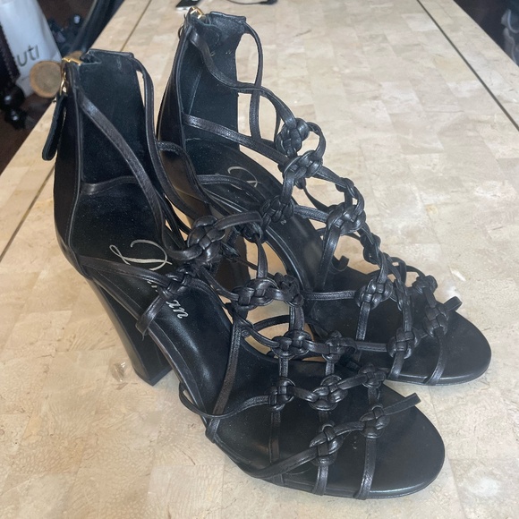 Black Delman Knotted Zip-Up Heels, Size US Women's 6 - Picture 3 of 8